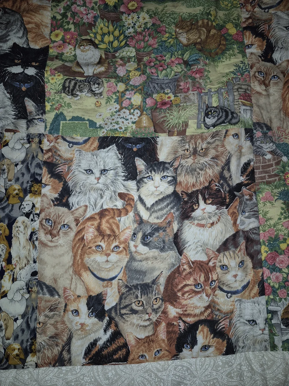 Handmade Cat/Dog Print Quilt Blanket - Multi-Color